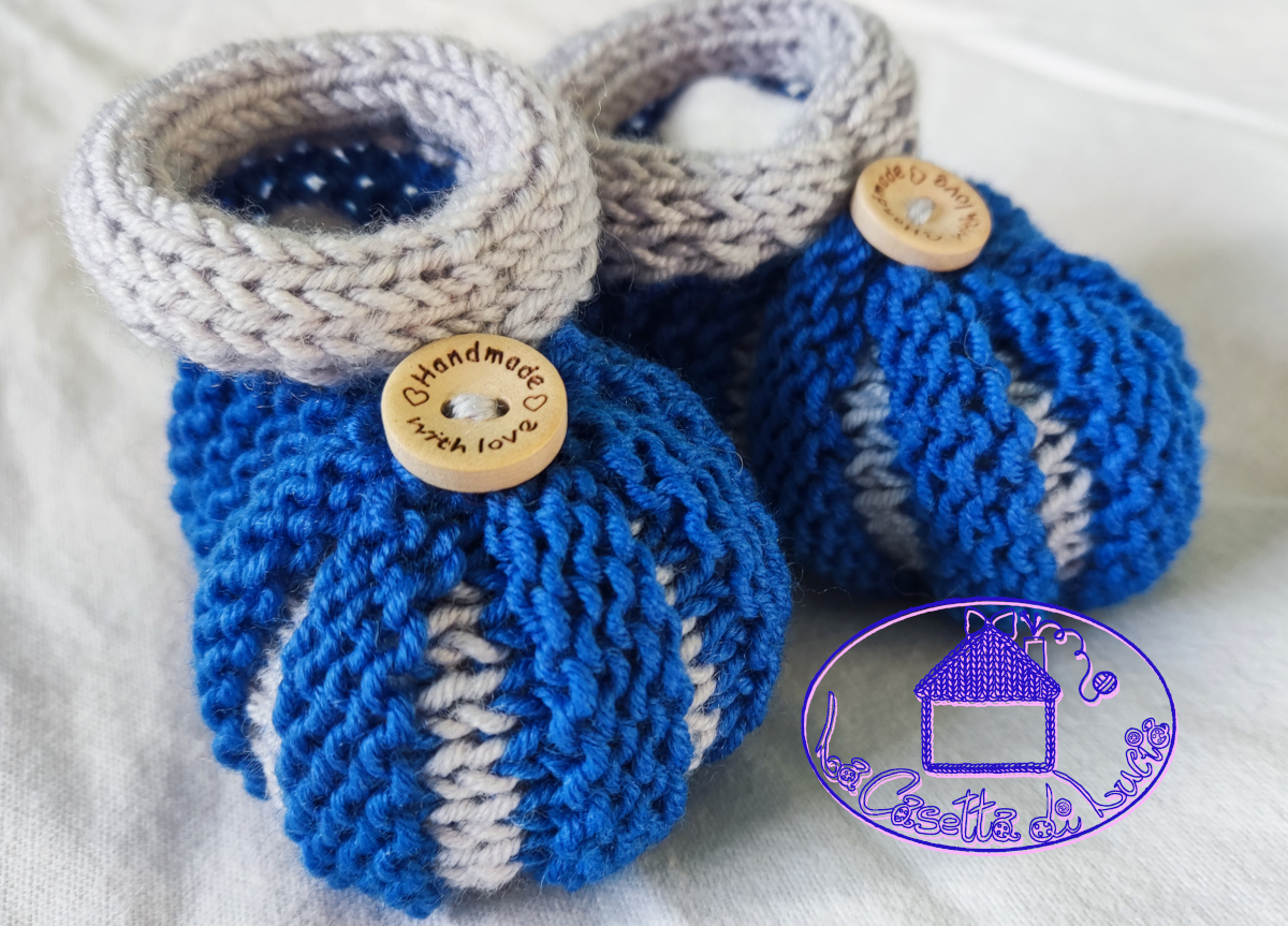 Scarpine Spicchi Colorati Neonato Baby Blu ai ferri lineari La Casetta di Lucia